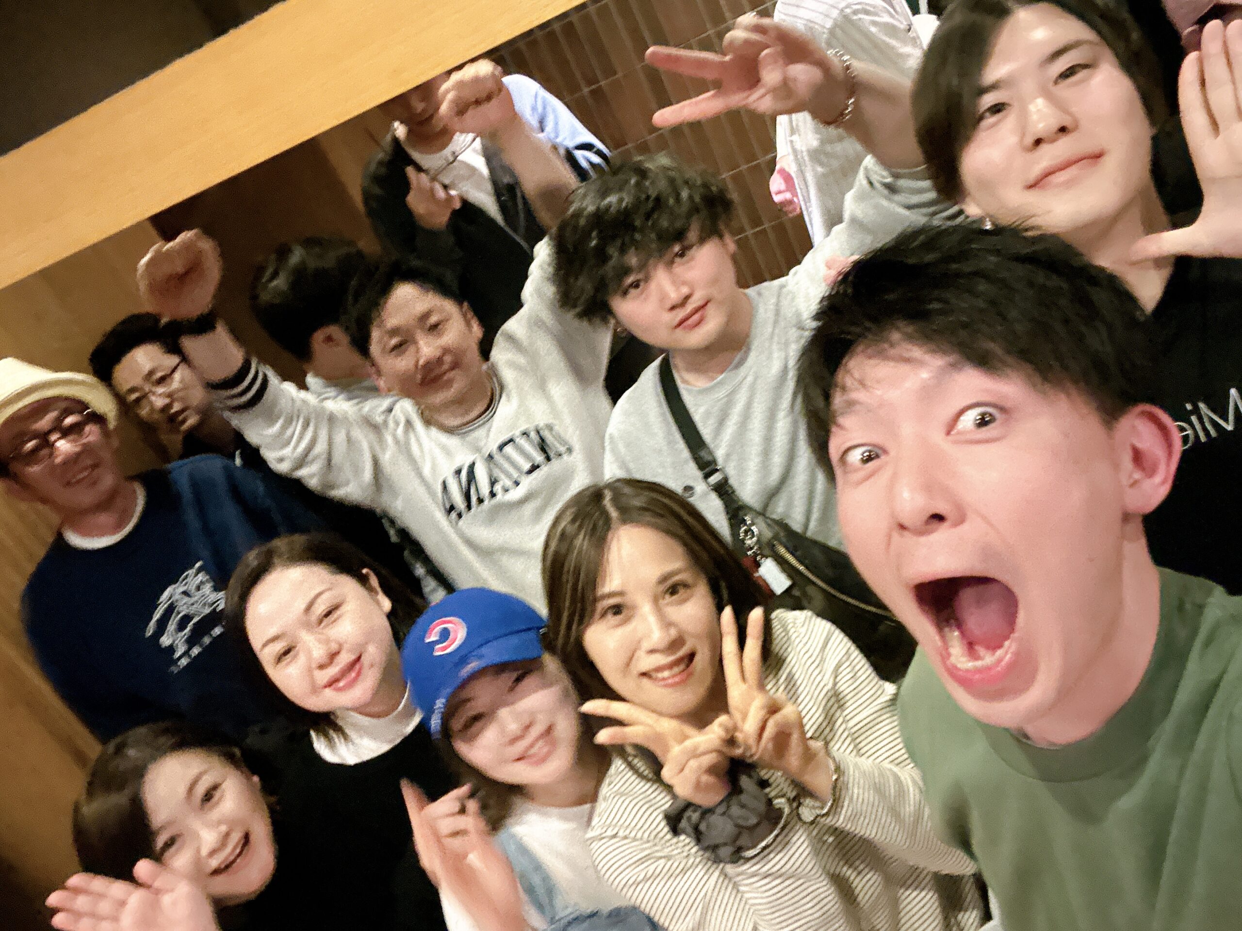 DBE61631-BCC5-466A-855A-3ECB40313C8E